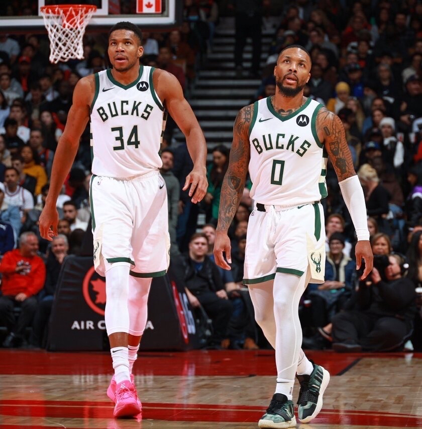 今晚密尔沃基雄鹿调整名单以备全明星赛，豪取连胜环节打磨，气氛紧张，更衣室氛围转暖的简单介绍-爱游戏电竞